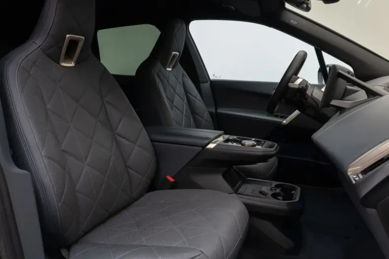 BMW iX din 2022 cu 47.292 km - oferta BMW154745 - foto 35