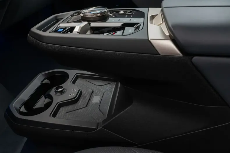 BMW iX din 2022 cu 47.292 km - oferta BMW154745 - foto 40