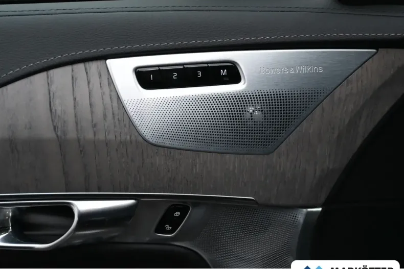 Volvo XC90 din 2022 cu 35.776 km - oferta VOL154746 - foto 12