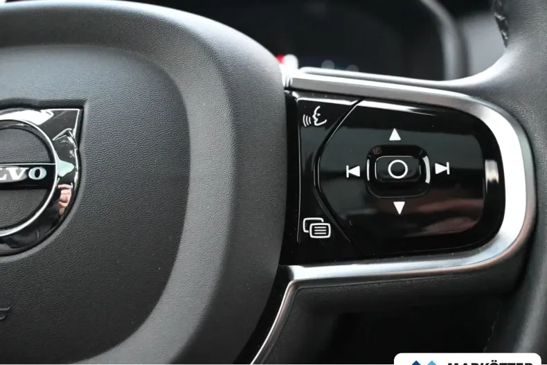 Volvo XC90 din 2022 cu 35.776 km - oferta VOL154746 - foto 15