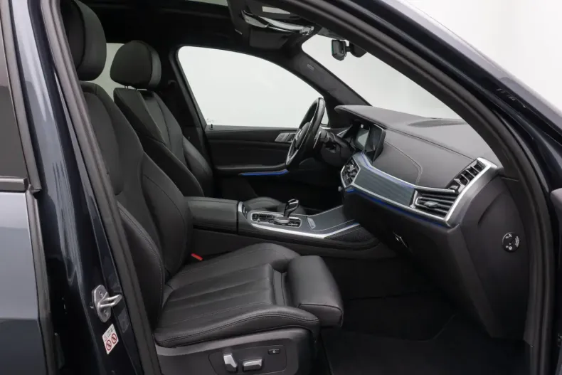 BMW X7 din 2022 cu 71.876 km - oferta BMW154747 - foto 34