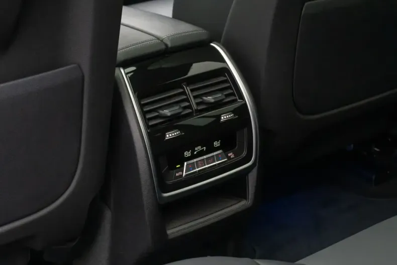 BMW X7 din 2022 cu 71.876 km - oferta BMW154747 - foto 42