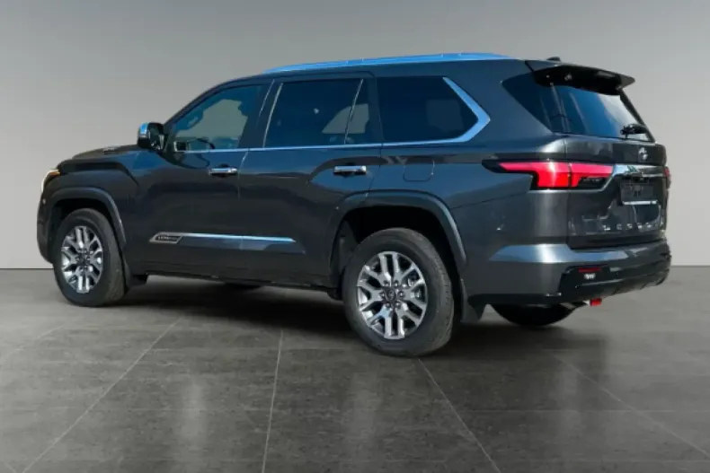 Toyota Sequoia din 2025 cu 100 km - oferta TOY154750 - foto 3