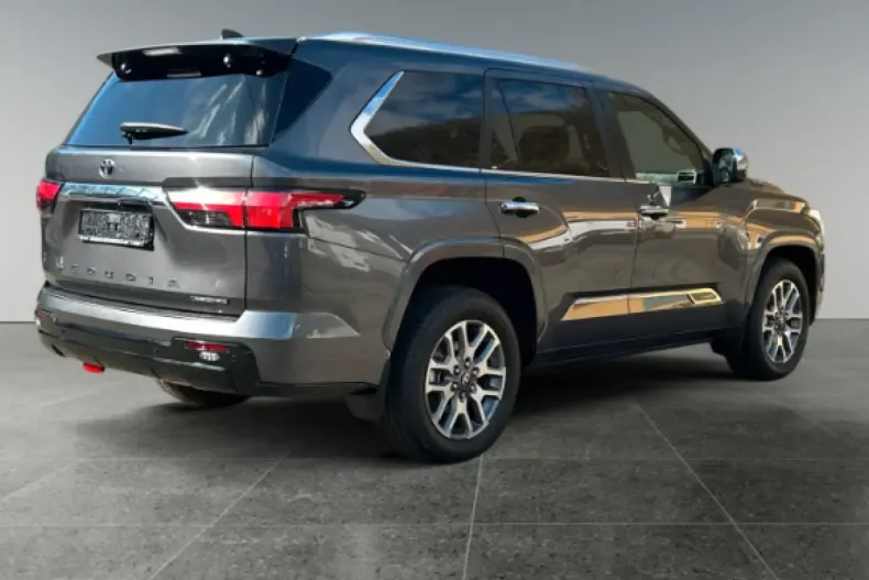 Toyota Sequoia din 2025 cu 100 km - oferta TOY154750 - foto 6