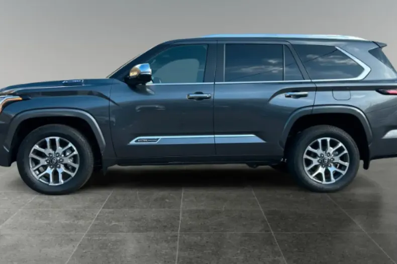 Toyota Sequoia din 2025 cu 100 km - oferta TOY154750 - foto 7