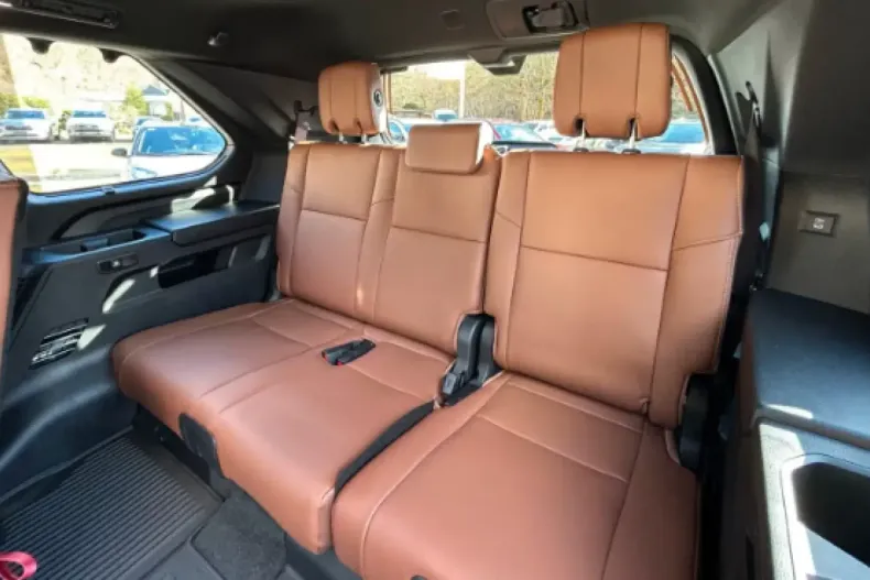 Toyota Sequoia din 2025 cu 100 km - oferta TOY154750 - foto 20