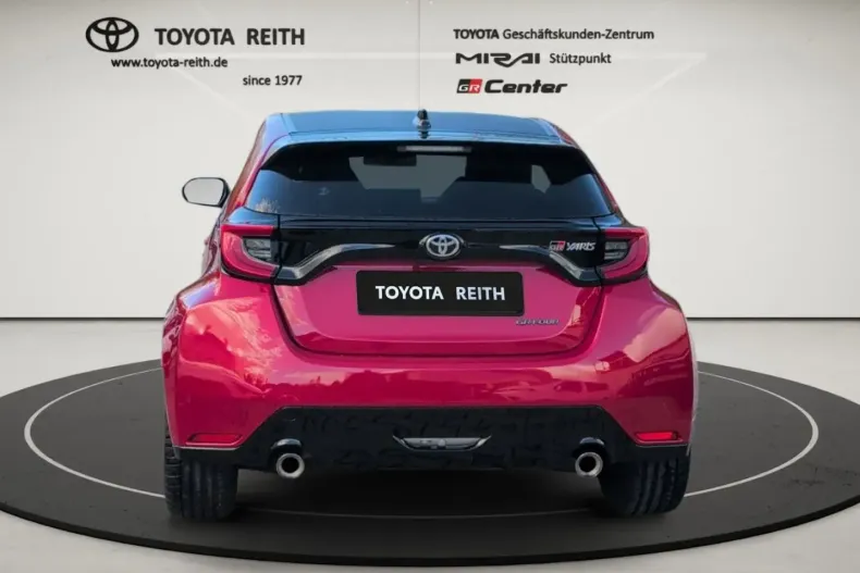 Toyota Yaris din 2024 cu 4.310 km - oferta TOY154757 - foto 4