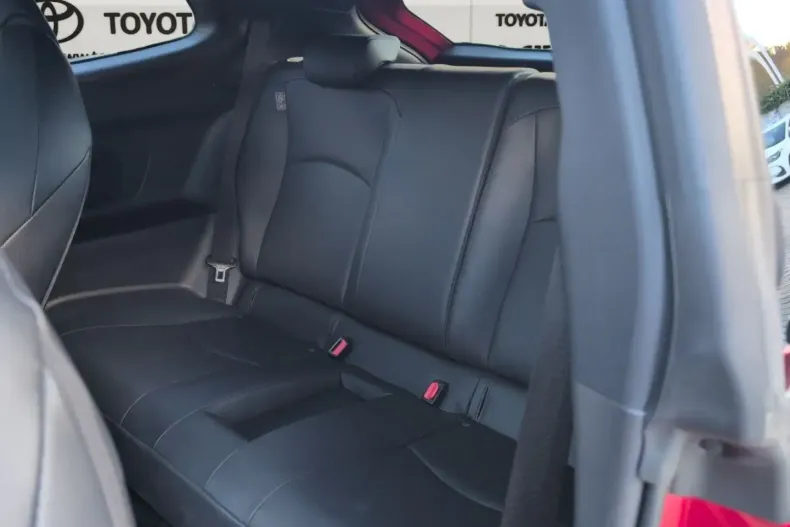 Toyota Yaris din 2024 cu 4.310 km - oferta TOY154757 - foto 13