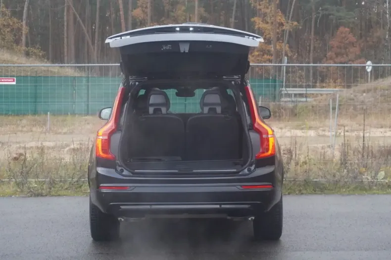 Volvo XC90 din 2024 cu 14.892 km - oferta VOL154764 - foto 5