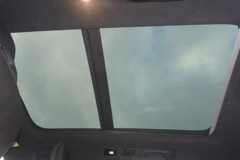 Volvo XC90 din 2024 cu 14.892 km - oferta VOL154764 - foto 12