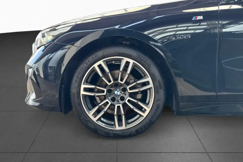 BMW 520 din 2024 cu 25.553 km - oferta BMW154772 - foto 13