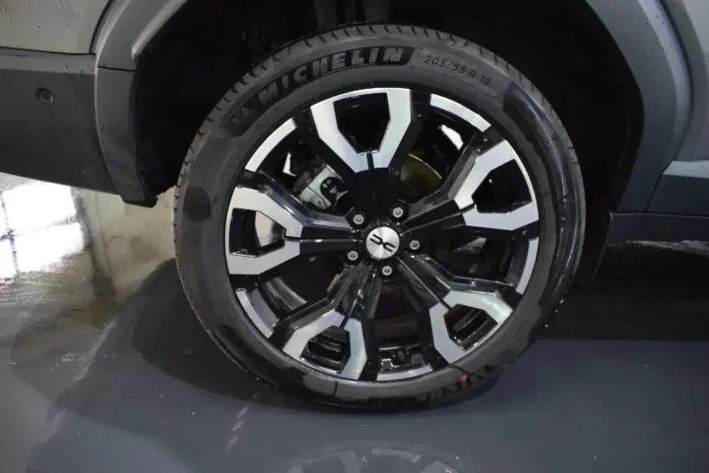 Dacia Bigster din 2025 cu 900 km - oferta DAC154773 - foto 8