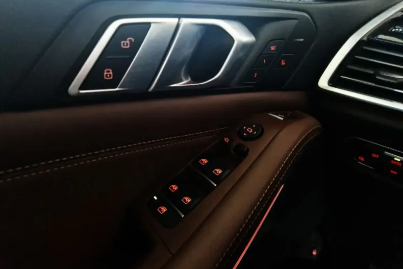 BMW X5 din 2022 cu 68.330 km - oferta BMW154774 - foto 9