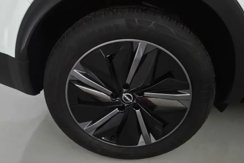 Nissan Qashqai din 2025 cu 999 km - oferta NIS154775 - foto 10