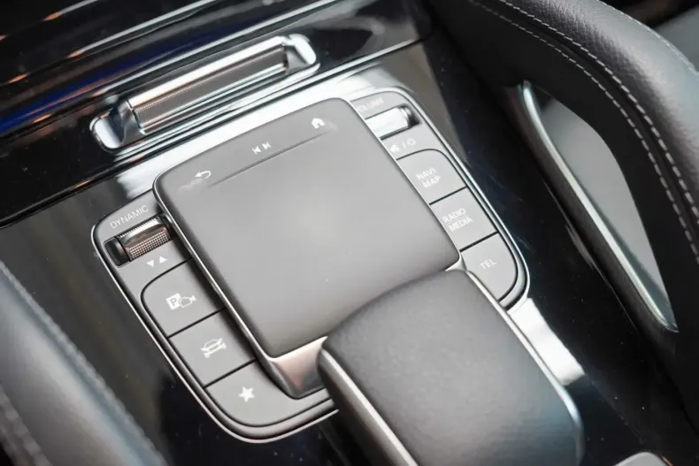 Mercedes-Benz GLE 450 din 2024 cu 24.435 km - oferta MER154785 - foto 26