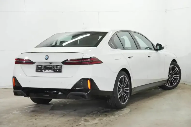 BMW 520 din 2025 cu 20.154 km - oferta BMW154787 - foto 3