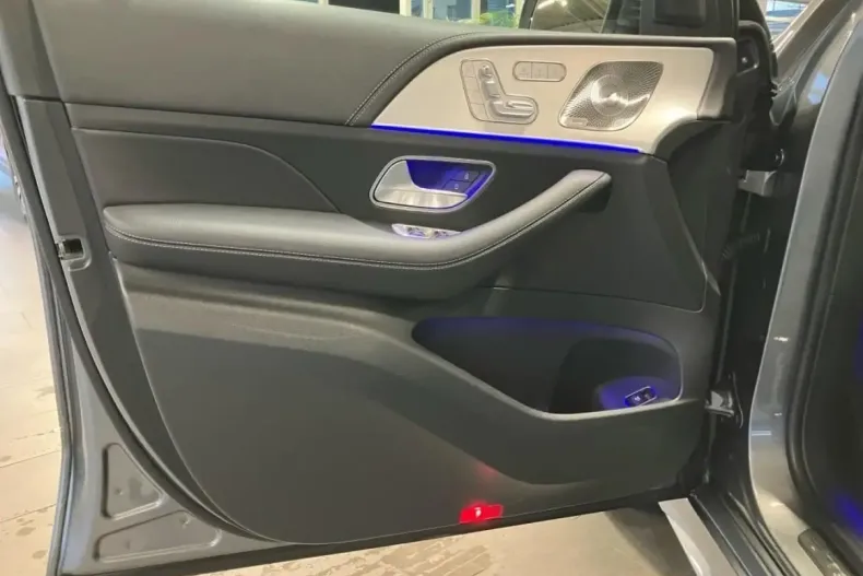 Mercedes-Benz GLE 450 din 2024 cu 23.796 km - oferta MER154789 - foto 4