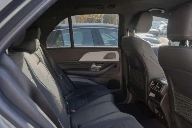 Mercedes-Benz GLE 450 din 2023 cu 88.208 km - oferta MER154800 - foto 7