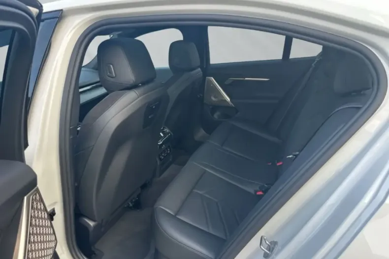 BMW 520 din 2024 cu 11.546 km - oferta BMW154802 - foto 8