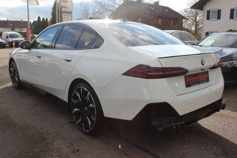BMW 520 din 2024 cu 35.436 km - oferta BMW154807 - foto 4