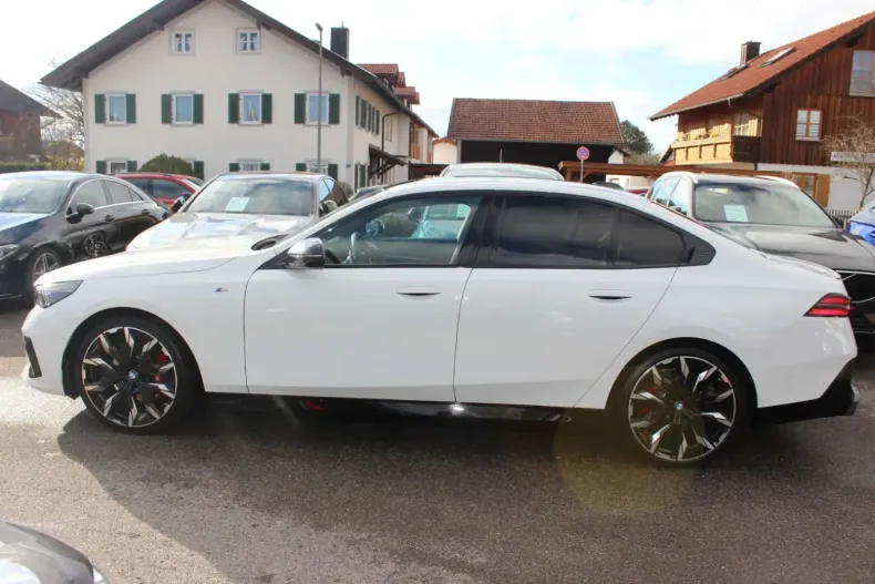 BMW 520 din 2024 cu 35.436 km - oferta BMW154807 - foto 7