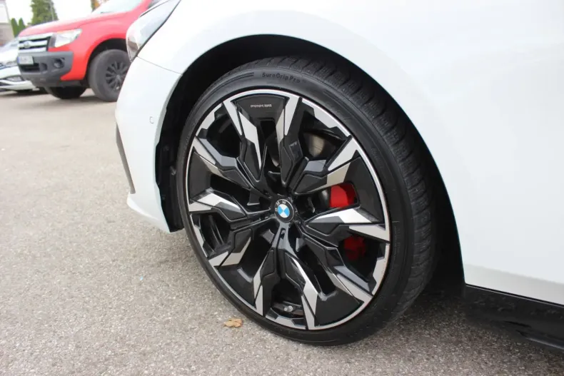 BMW 520 din 2024 cu 35.436 km - oferta BMW154807 - foto 9