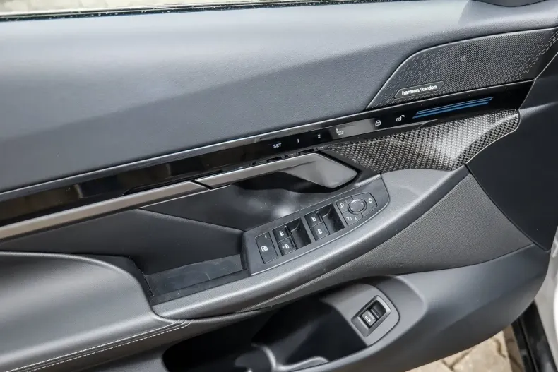 BMW 520 din 2024 cu 26.257 km - oferta BMW154808 - foto 16