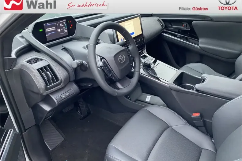 Toyota bZ4X din 2024 cu 4.500 km - oferta TOY154815 - foto 9