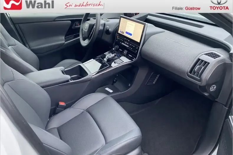 Toyota bZ4X din 2024 cu 4.500 km - oferta TOY154815 - foto 12