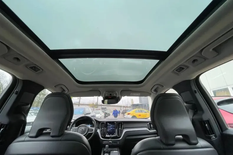 Volvo XC60 din 2021 cu 139.012 km - oferta VOL154824 - foto 9