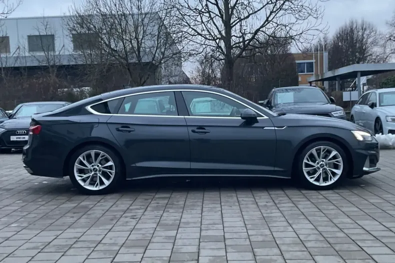Audi A5 din 2022 cu 45.400 km - oferta AUD154825 - foto 6