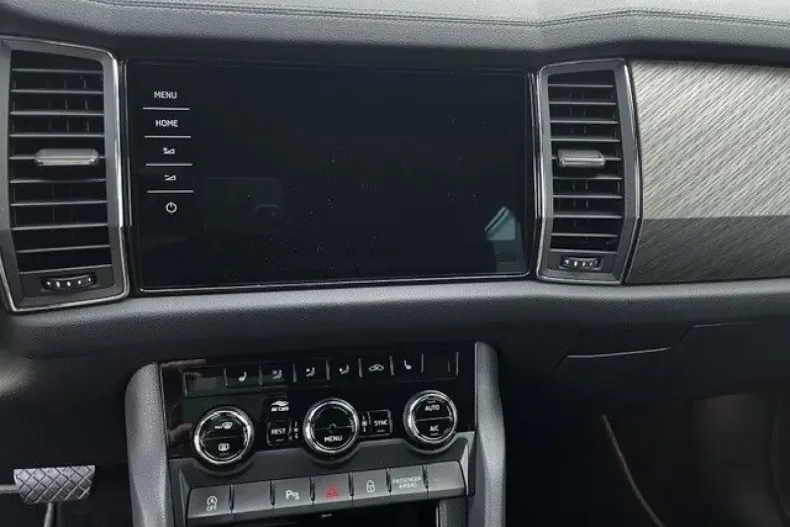 Skoda Kodiaq din 2023 cu 45.400 km - oferta SKO154828 - foto 10