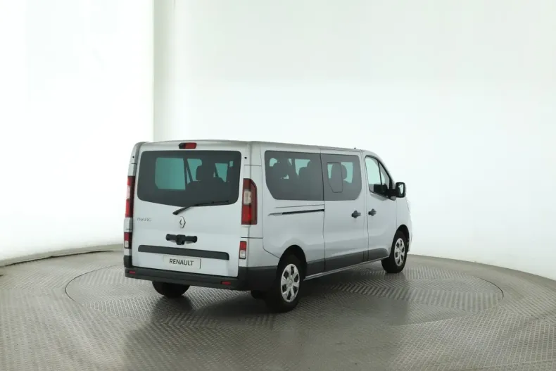 Renault Trafic din 2024 cu 23.700 km - oferta REN154829 - foto 2