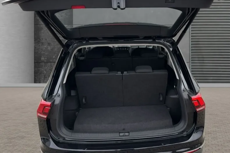 Volkswagen Tiguan Allspace din 2024 cu 25.875 km - oferta VOL154831 - foto 14