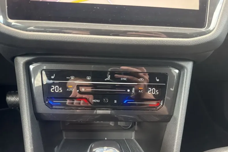 Volkswagen Tiguan Allspace din 2024 cu 18.802 km - oferta VOL154832 - foto 12