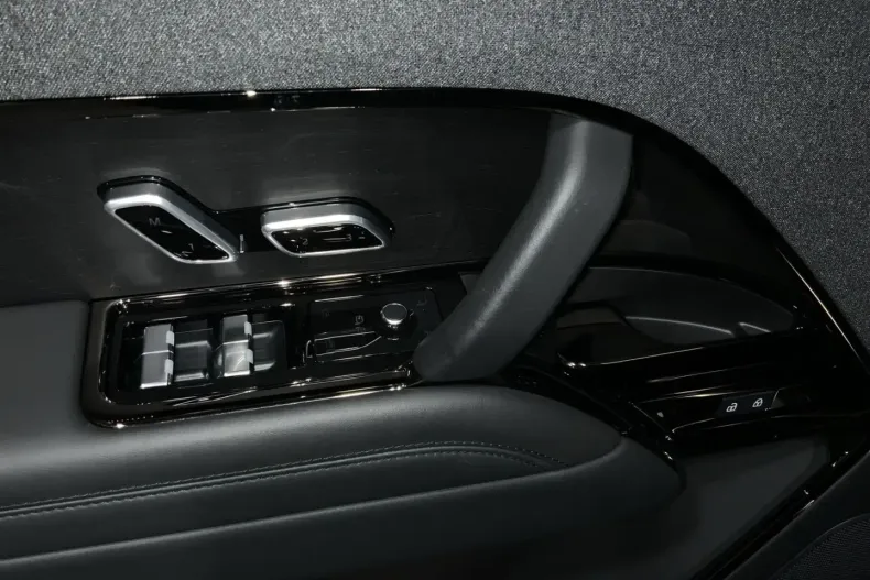 Land Rover Range Rover Sport din 2024 cu 24.213 km - oferta LAN154834 - foto 16