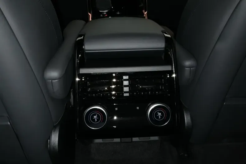 Land Rover Range Rover Sport din 2024 cu 24.213 km - oferta LAN154834 - foto 20