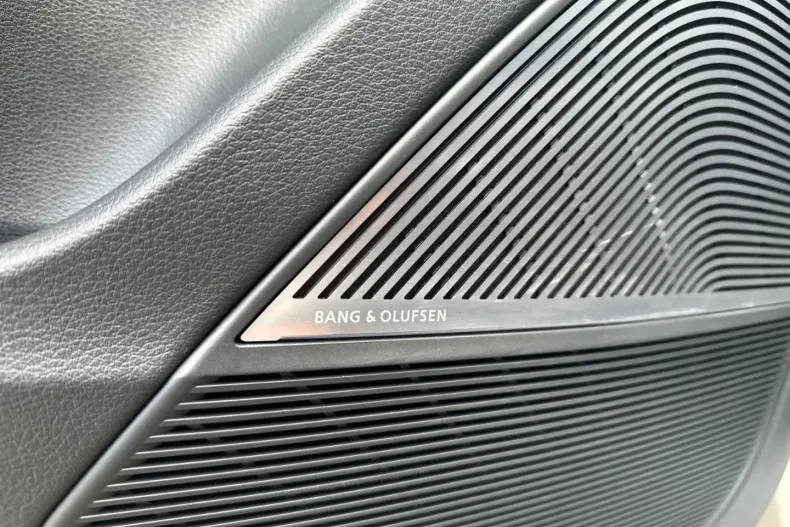 Audi RSQ8 din 2023 cu 17.490 km - oferta AUD154839 - foto 15