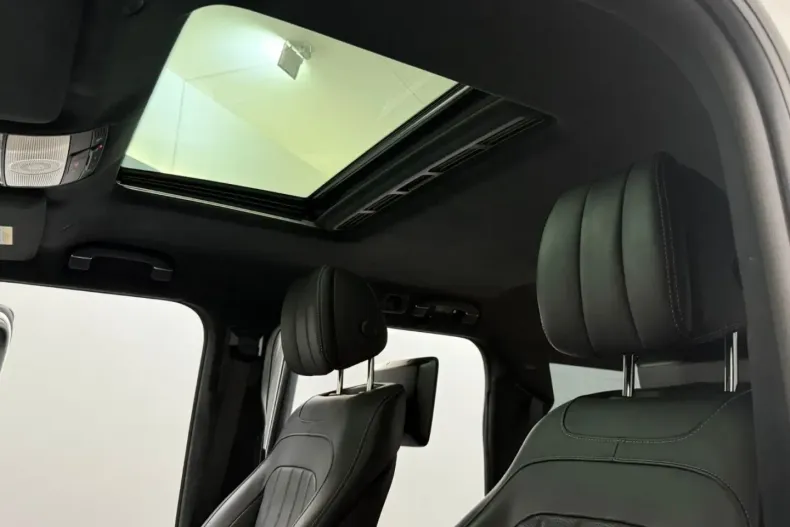 Mercedes-Benz G 500 din 2022 cu 30.000 km - oferta MER154841 - foto 13