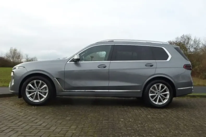 BMW X7 din 2023 cu 43.000 km - oferta BMW154842 - foto 2