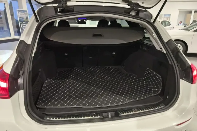 Mercedes-Benz C 300 din 2022 cu 58.600 km - oferta MER154844 - foto 16