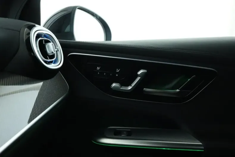 Mercedes-Benz GLC 220 din 2023 cu 86.318 km - oferta MER154846 - foto 16