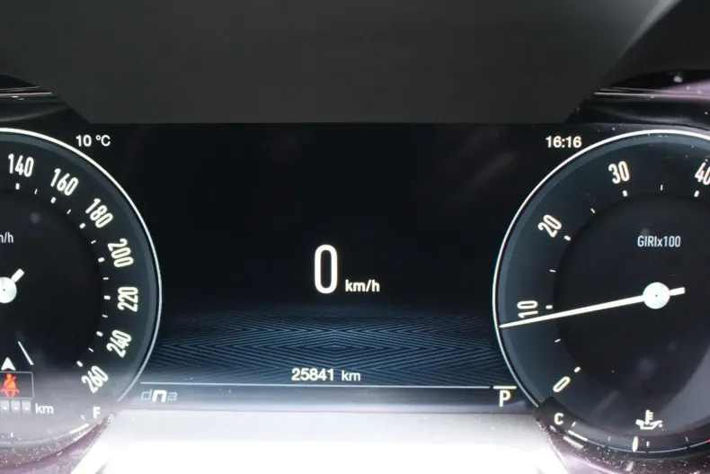 Alfa Romeo Giulia din 2023 cu 25.800 km - oferta ALF154848 - foto 11