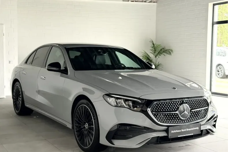 Mercedes-Benz E 300 din 2024 cu 15.400 km - oferta MER154849 - foto 4