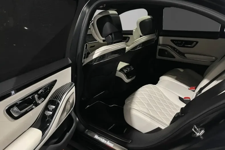 Mercedes-Benz S 580 din 2023 cu 14.000 km - oferta MER154850 - foto 12