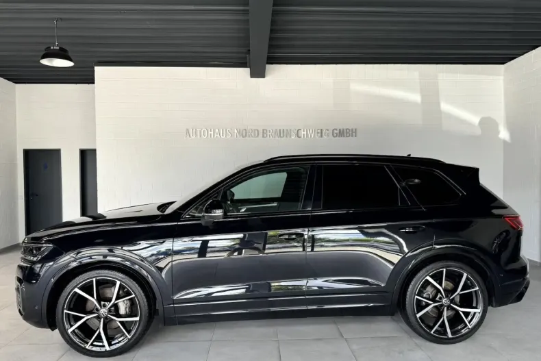 Volkswagen Touareg din 2022 cu 55.139 km - oferta VOL154851 - foto 3