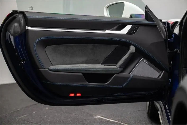 Porsche 911 din 2023 cu 3.500 km - oferta POR154853 - foto 12