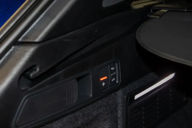 Audi Q5 din 2022 cu 13.750 km - oferta AUD154855 - foto 9