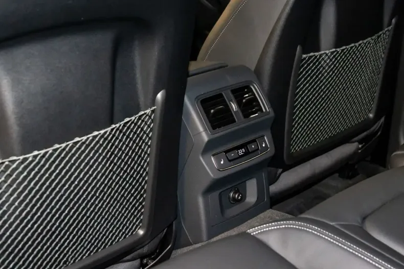 Audi Q5 din 2022 cu 13.750 km - oferta AUD154855 - foto 13