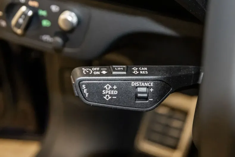 Audi Q5 din 2022 cu 13.750 km - oferta AUD154855 - foto 23